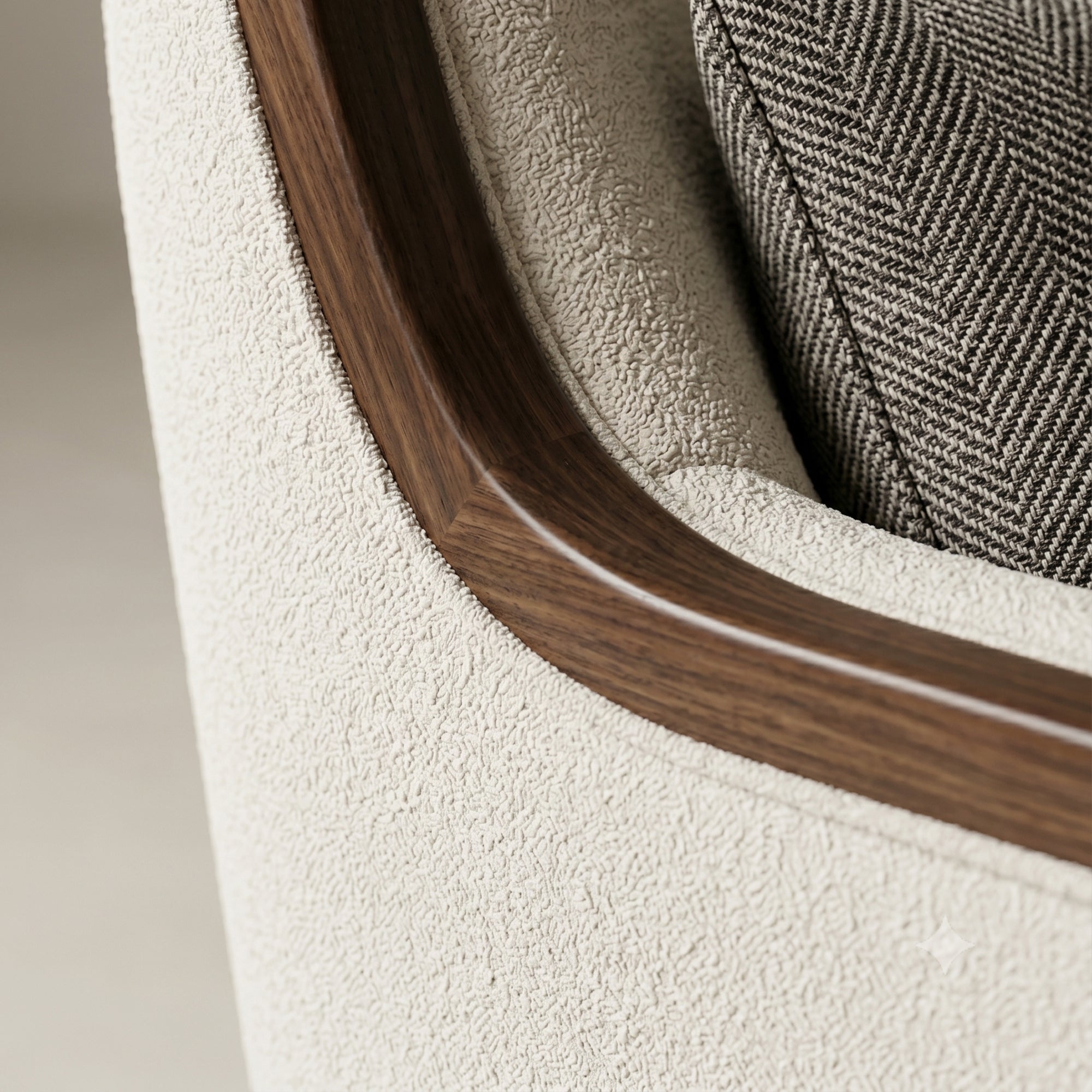 Lato Arm Chair
